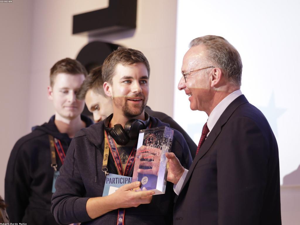 ការណែនាំអំពី Ok855